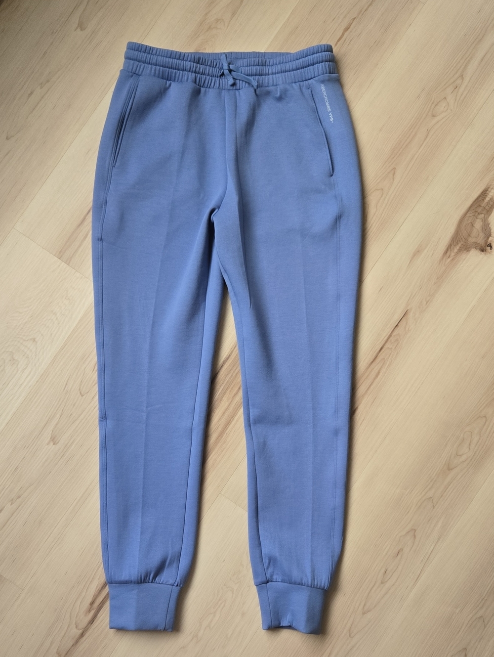 NWT Abwrcrombie Girls Joggers, Blue, Size 17/18 Years Old